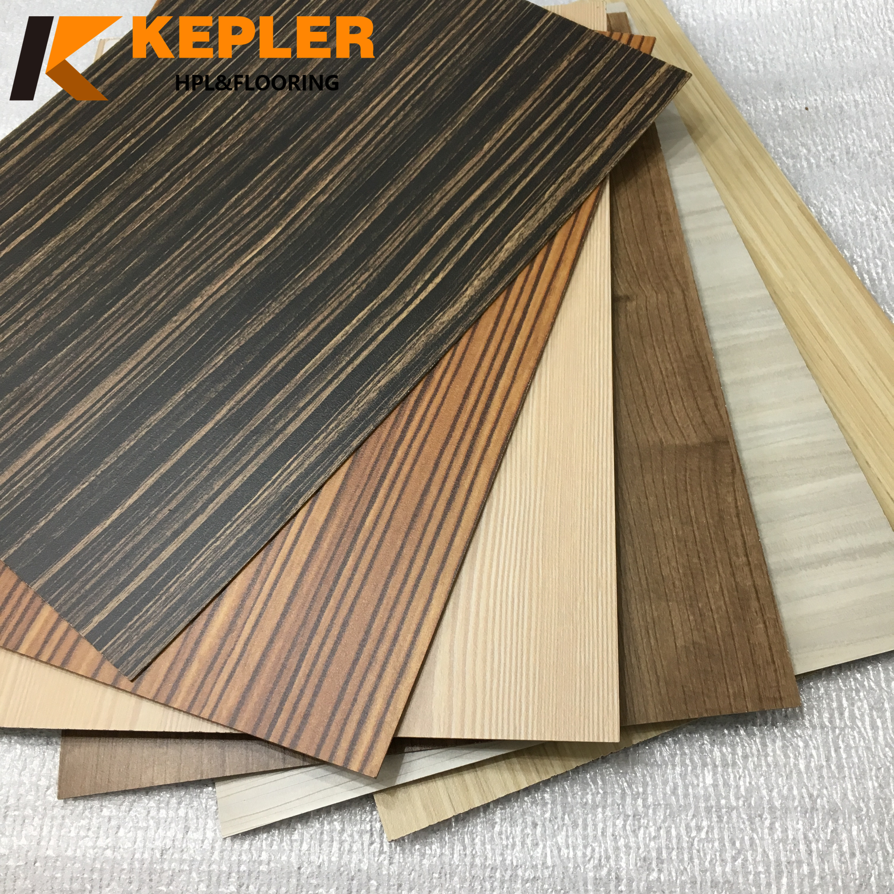 Kepler 0.7mm Wood Grain High Pressure Laminate Sheet 