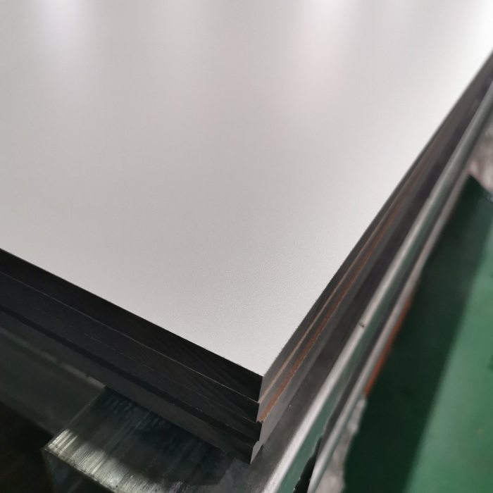 White Color Matt Finish Phenolic Resin HPL Compact Laminate Board 12mm Desktop