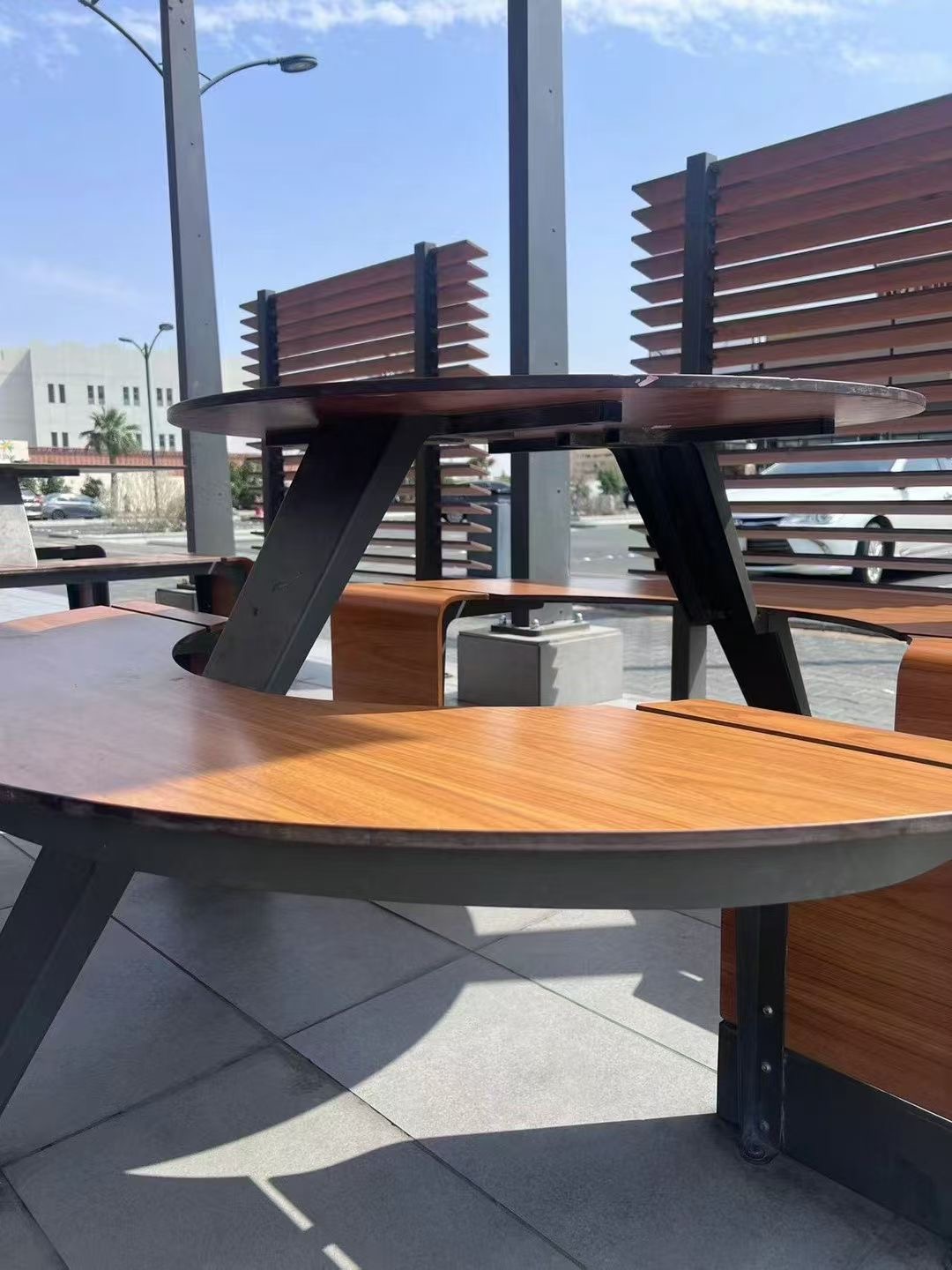 10mm 12mm 700*1200mm Exterior HPL Phenolic Resin Compact Board table